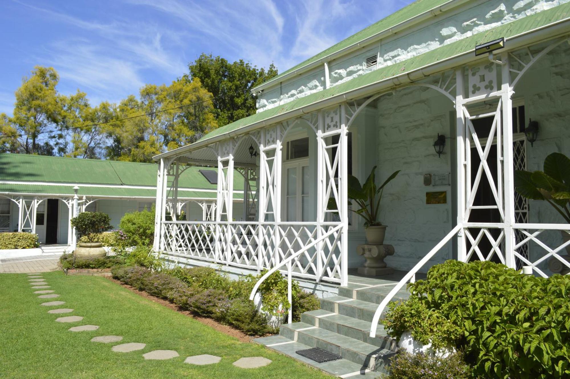 Adley House Acomodação com café da manhã Oudtshoorn Exterior foto